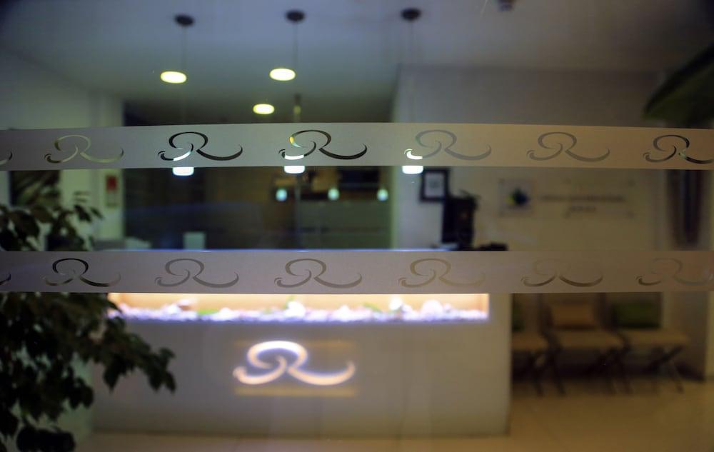 Labranda Rocca Nettuno Suites Sliema Exteriör bild
